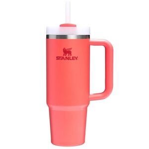 Stanley Quencher H2.0 Tumbler in Hot Coral 30 oz NWT